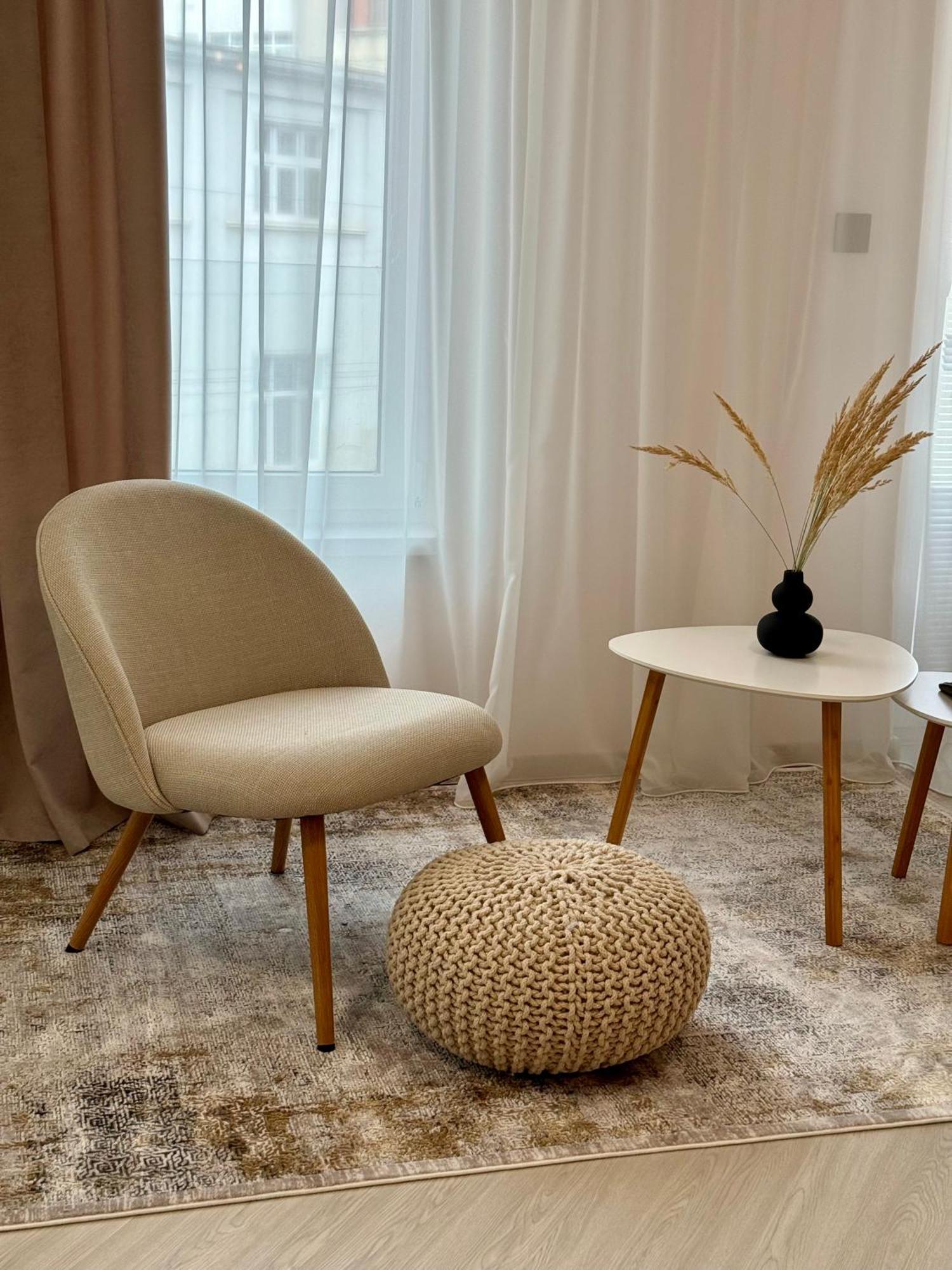 Skau Piano Family & Business Apartment Free Parking Bratislava Extérieur photo